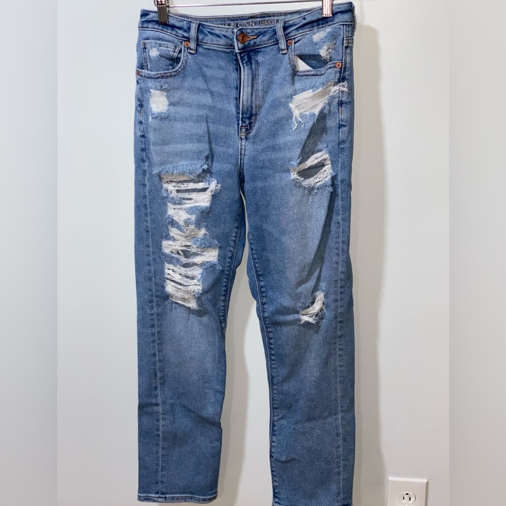 American Eagle Mom Jeans